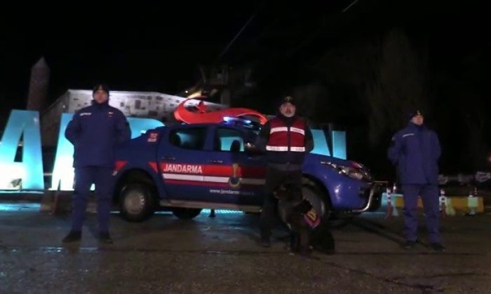 Jandarmadan Yeni Yıl Kutlaması