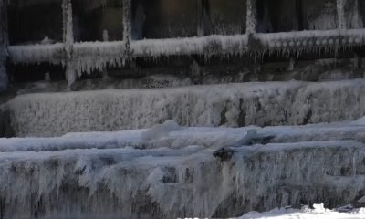 Kars’ta soğuktan HES barajı dondu
