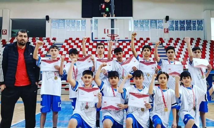 Eleşkirtspor Basketbol Takımı Ağrı Şampiyonu oldu