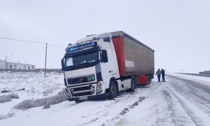 Iğdır’da kar yağışı kazayı da beraberinde getirdi