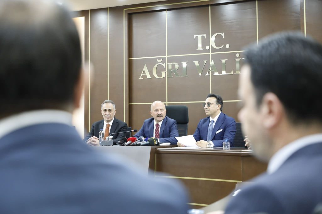 Nuh’un Gemisi Müzesi için imzalar atıldı 3 AW878200 04