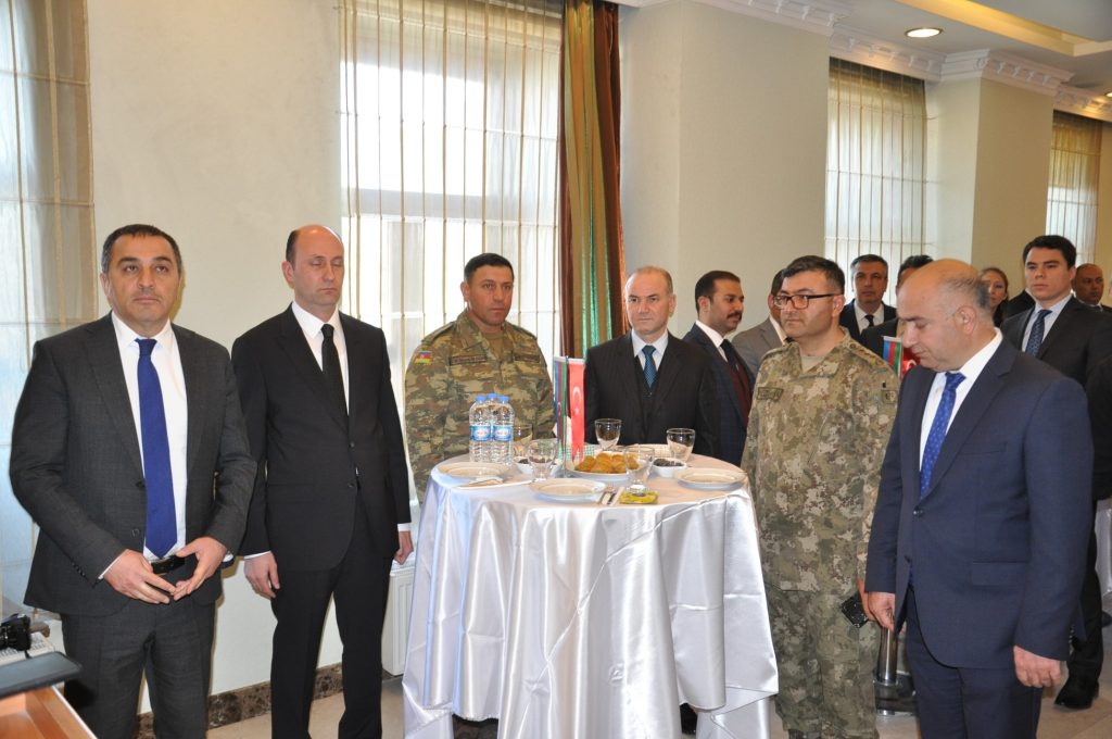 Kars’ta Aliyev’in 100’üncü doğum günü kutlandı 1 AW884150 01