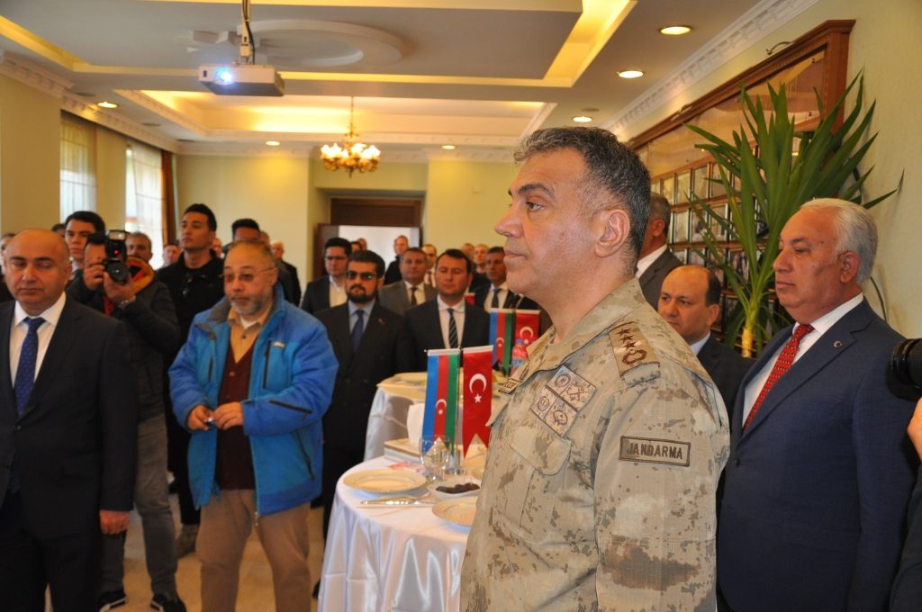 Kars’ta Aliyev’in 100’üncü doğum günü kutlandı 2 AW884150 02