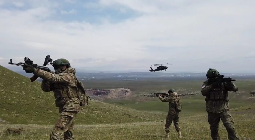 Kars’ta Haydar Aliyev Tatbikatı devam ediyor 3 AW887617 03