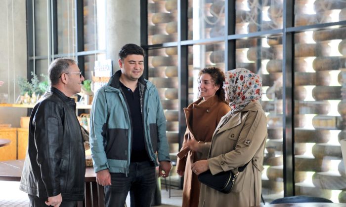 Vali Ziya Polat Kars Peynir Müzesi’nde Ziyaretçiler Buluştu